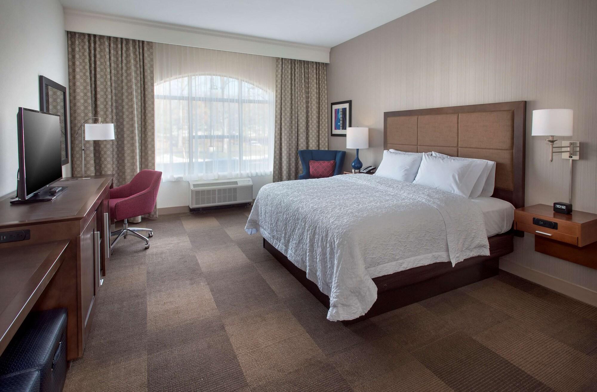 Hampton Inn By Hilton New Paltz, Ny Экстерьер фото