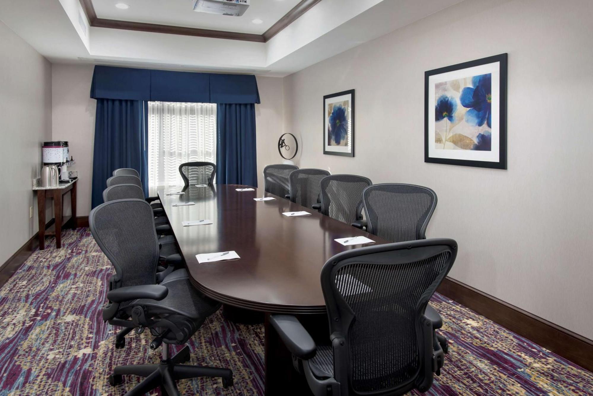 Hampton Inn By Hilton New Paltz, Ny Экстерьер фото