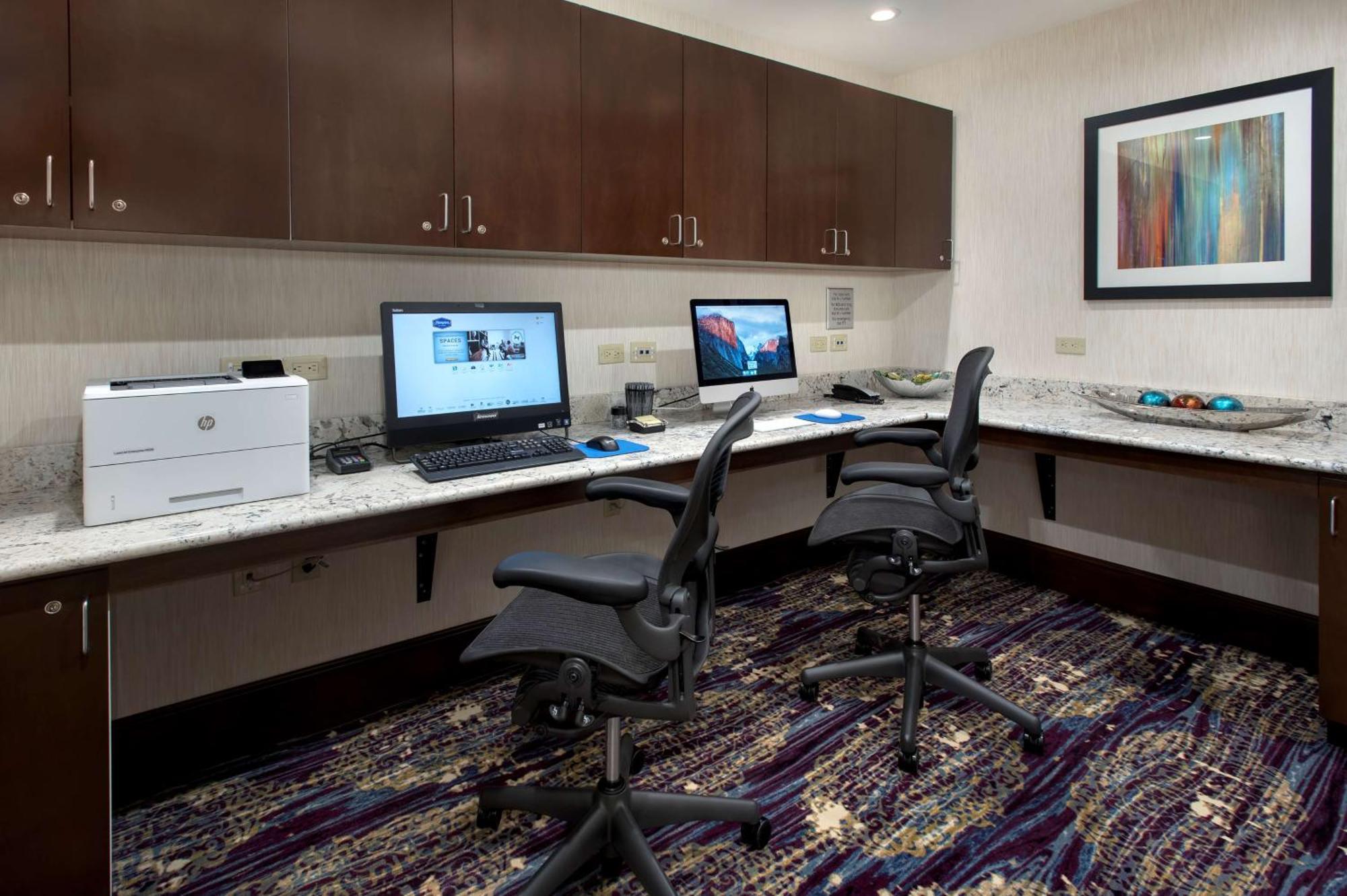 Hampton Inn By Hilton New Paltz, Ny Экстерьер фото