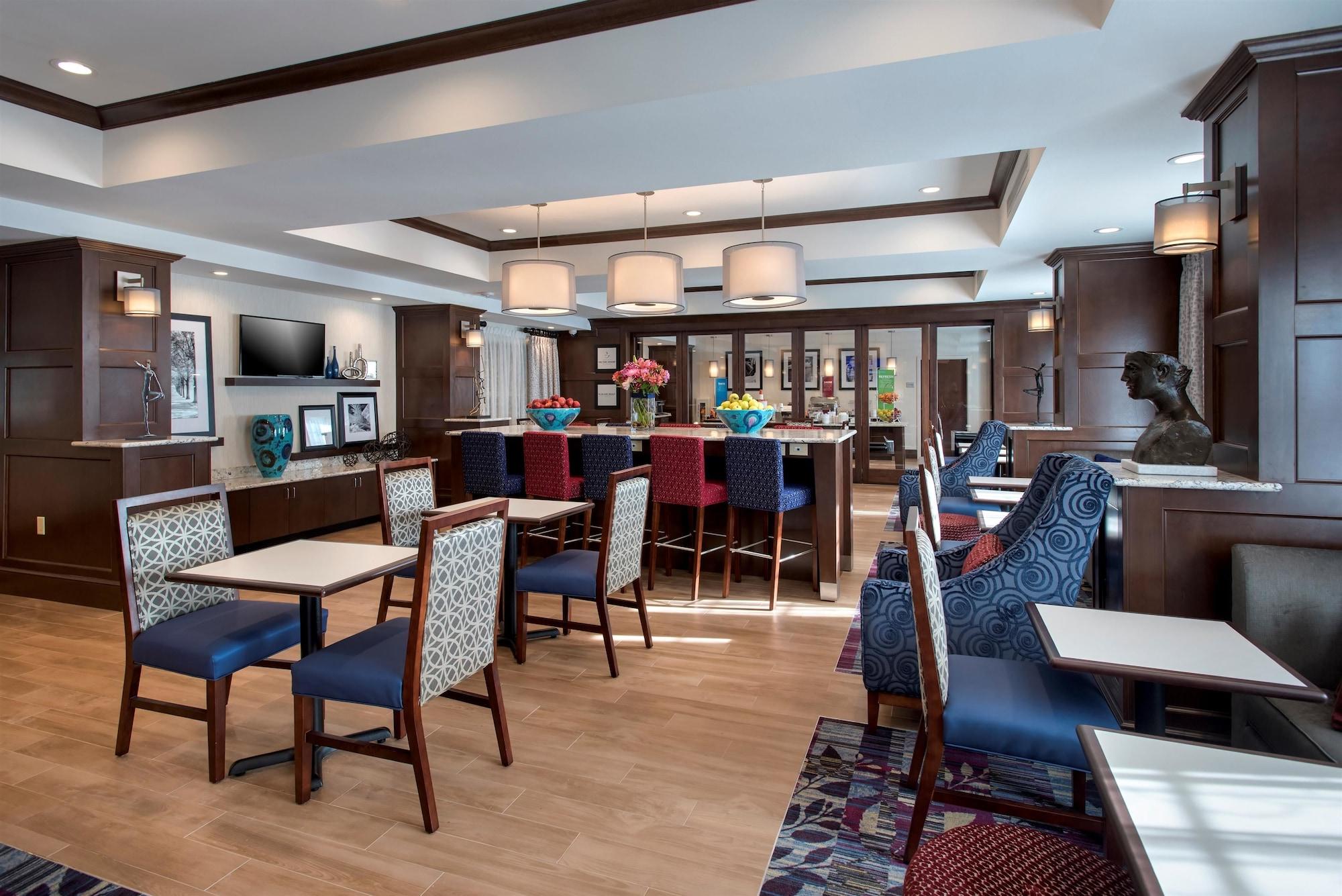 Hampton Inn By Hilton New Paltz, Ny Экстерьер фото