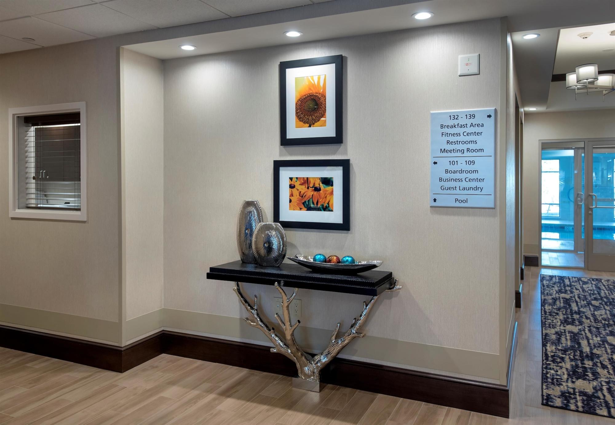 Hampton Inn By Hilton New Paltz, Ny Экстерьер фото